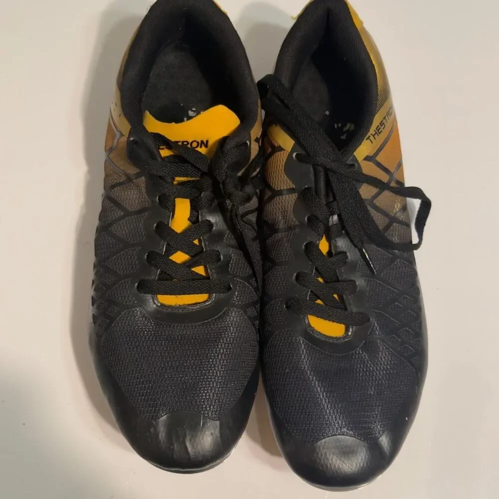 Thestron black & yellow track spikes, Size US 9.5 #athletics #running
